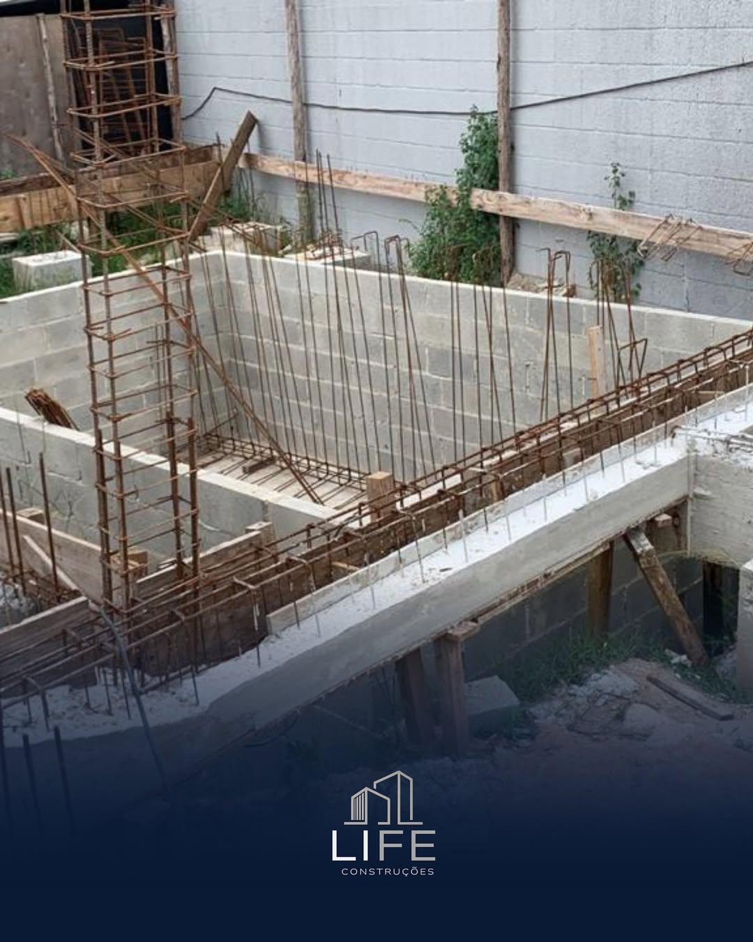 Fase de execução de alvenaria e infraestrutura - Life Construções